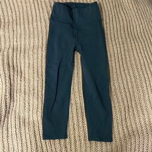 Lululemon women leggings size 4